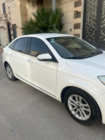 Riyadh, Vehicles, Cars & Trucks , SAR 32000,  Ford Escort ZX2,  2020,  Automatic,  64000 KM,  Low Mileage Ford Escort  Standard - 32000 SAR