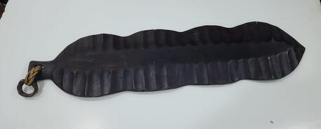Riffa, Collectibles, BHD 27,  Antique African Wooden Leaf Wall Art