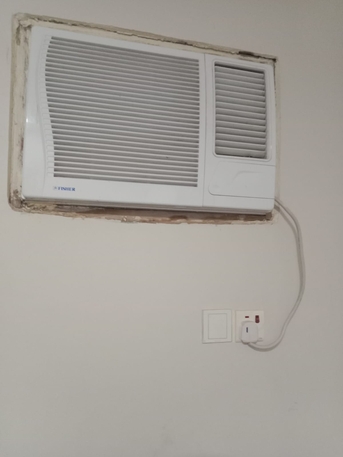 Jubail, Air Conditioners, SAR 500,  Good Condition A/C For Sale 1.5 Tonn