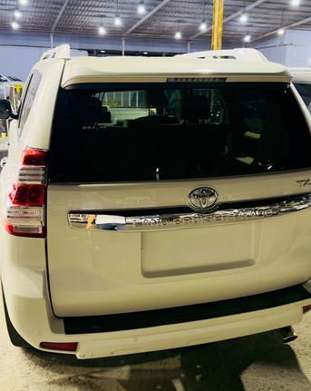 Jeddah, Vehicles, Cars & Trucks , SAR 90000,  Toyota Prado,  2016,  Automatic,  300000 KM,    4 Cylinder White