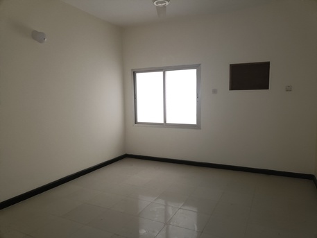 Manama, Apartments, Flats, Houses & Villas, BHD 300/month,  4 BR,  180 Sq. Meter,  Unfurnished 4bhk Without Ewa