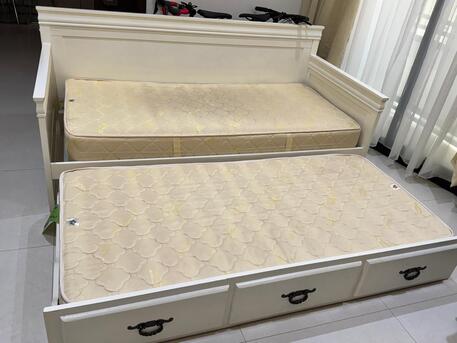 Al Nahda, Household Items, SAR 400,  Home Centre Day Bed With Pull-Out Bed: Good Condition