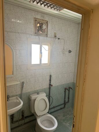 Jubail, Apartments, Flats, Houses & Villas, SAR 22500/year,  0 Sq. Meter,  Family Apartment For Rent In The Mobile Market Area, Consisting Of 2 Bedrooms, 2 Bathrooms