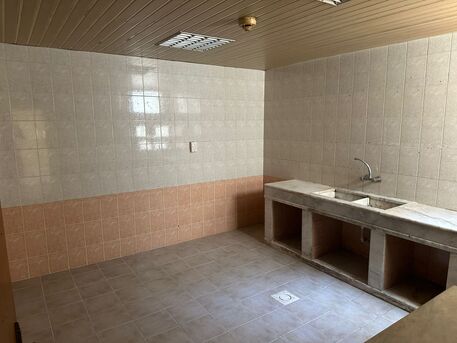 Jubail, Apartments, Flats, Houses & Villas, SAR 22500/year,  0 Sq. Meter,  Family Apartment For Rent In The Mobile Market Area, Consisting Of 2 Bedrooms, 2 Bathrooms