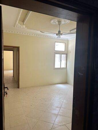 Jubail, Apartments, Flats, Houses & Villas, SAR 22500/year,  0 Sq. Meter,  Family Apartment For Rent In The Mobile Market Area, Consisting Of 2 Bedrooms, 2 Bathrooms