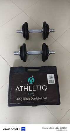 Olaya, Health & Beauty Items, SAR 140,  Athletiq 20 Kg Dumbell Set