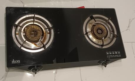 Saar, Household Items, BHD 35,  (Glass Plate) - Gas Stove With Nader Gas Cylinder And Regulator