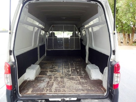 Umm Al Hassam, Vehicles, Cars & Trucks , BHD 2800,  Nissan Urvan,  2016,  Manual,  230000 KM,   Pvt Good Vehicle Cargo Delivery Van High Roof Well Maintained Reasonable Pric
