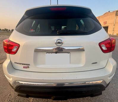 Khobar, Vehicles, Cars & Trucks , SAR 69500,  Nissan Pathfinder,  2020,  Automatic,  165000 KM,  , , 4x4, White, Agency Maintained, Very Neat And Clean For Sale