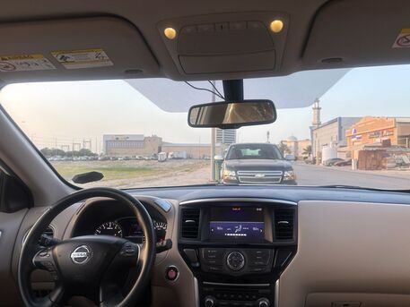 Khobar, Vehicles, Cars & Trucks , SAR 69500,  Nissan Pathfinder,  2020,  Automatic,  165000 KM,  , , 4x4, White, Agency Maintained, Very Neat And Clean For Sale
