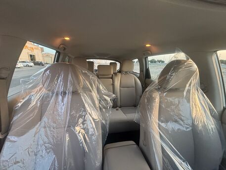 Khobar, Vehicles, Cars & Trucks , SAR 69500,  Nissan Pathfinder,  2020,  Automatic,  165000 KM,  , , 4x4, White, Agency Maintained, Very Neat And Clean For Sale