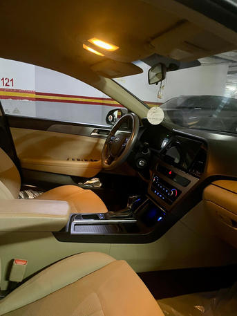 Riyadh, Vehicles, Cars & Trucks , SAR 35000,  Hyundai Sonata,  2017,  Automatic,  199200 KM,   Model