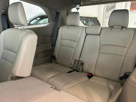 East Riffa, Vehicles, Cars & Trucks , BHD 5400,  Honda Pilot,  2016,  Automatic,  132000 KM,   MODEL  FOR SALE