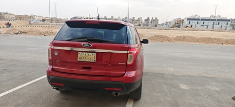 Riyadh, Vehicles, Cars & Trucks , SAR 35000,  Ford Explorer,  2014,  Automatic,  210 KM,