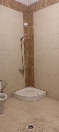 Jeddah, Rooms for Rent, SAR 815/month,  In 2BHK Flat, Single Room Avelable For Batchelor In AL Qryniah.