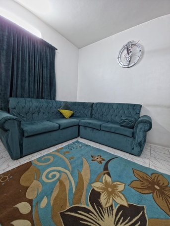 Riyadh, Furniture, SAR 450,  Complete Living Room Set For Sale
