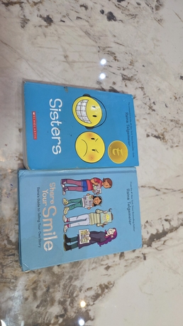 Hara, Books, SAR 50,  Sisters By Raina Telgemeir