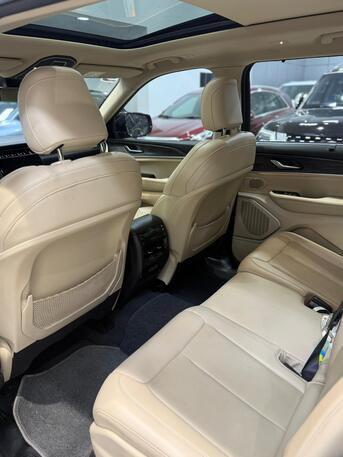 Manama, Vehicles, Cars & Trucks , BHD 12500,  Jeep Cherokee,  2022,  Automatic,  93600 KM,  Jeep Grand Cherokee Ltd /  (Black)