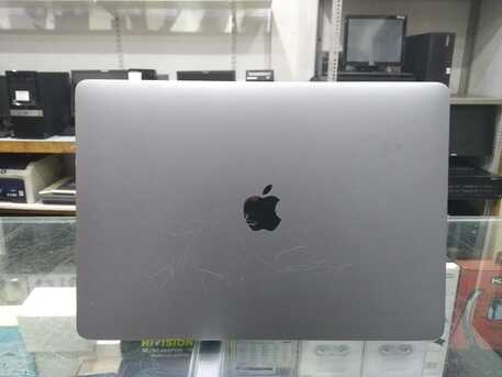 Riffa, Computers, BHD 135,  Apple MacBook Pro 2017 &ndash; Premium Retina Laptop