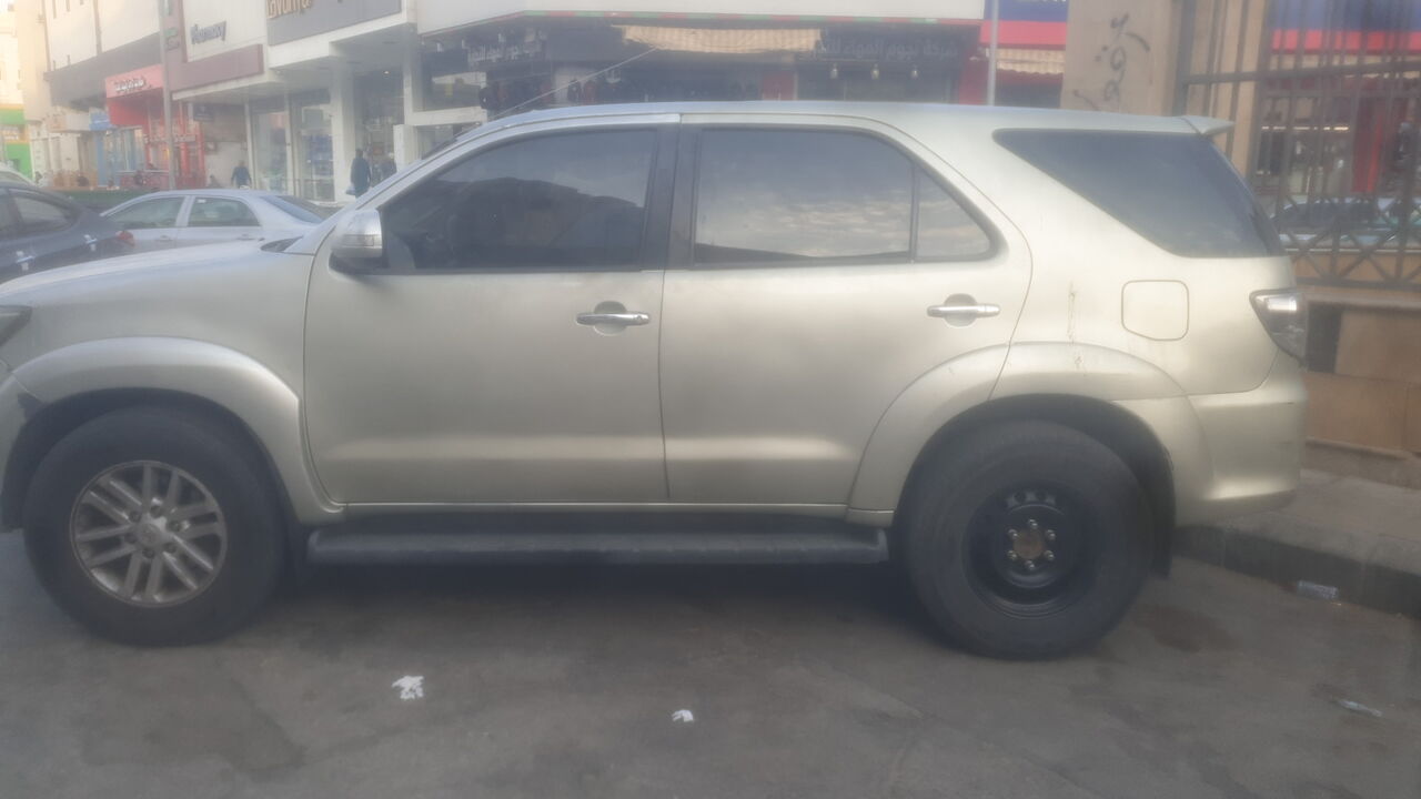 Riyadh, Vehicles, Cars & Trucks , SAR 40000,  Toyota Fortuner 2013,  2013,  Automatic,  290000 KM,  Fortuner
