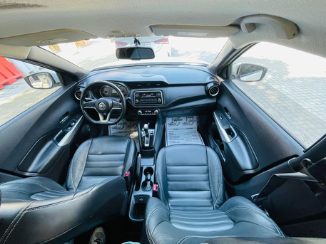 Salmaniya, Vehicles, Cars & Trucks , BHD 3400,  Nissan Kicks,  2017,  Automatic,  89000 KM,   -, Full Option,  Urgent Sale