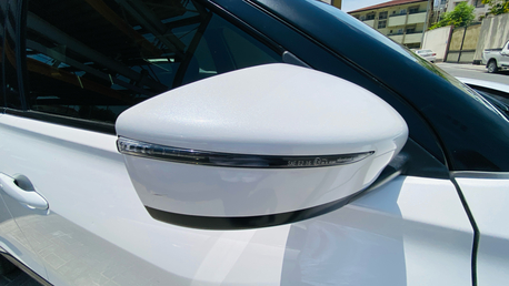 Salmaniya, Vehicles, Cars & Trucks , BHD 3400,  Nissan Kicks,  2017,  Automatic,  89000 KM,   -, Full Option,  Urgent Sale