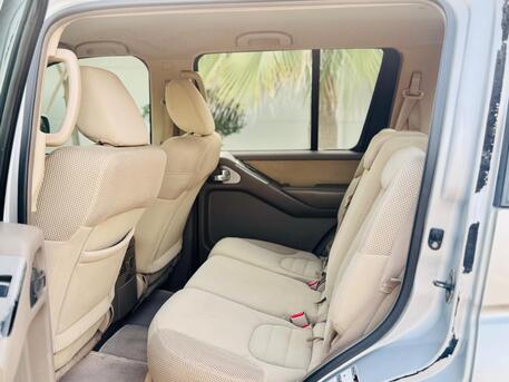 Manama, Vehicles, Cars & Trucks , BHD 1600,  Nissan Pathfinder,  2011,  219000 KM,  4x4 - 7 Seat SUV