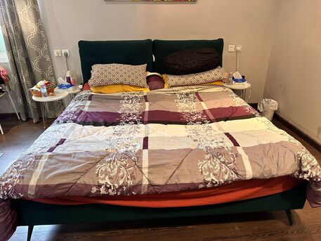 Al Washm, Furniture, SAR 1000,  HomeBox Majestic King Bed 180x200 With  Mattress For Sale