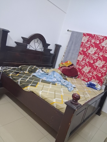 Manama, Furniture, BHD 25,  Bed King Size With Metres