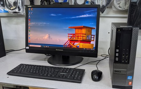Manama, Computers, BHD 73,  Dell I7 PC 8GB RAM 22" FHD Monitor Built-in Camera, Speaker Plug & Play Teams,Zoom Install