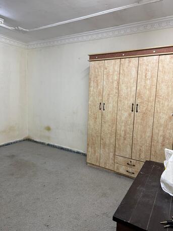 Al Aziziyah, Rooms for Rent, SAR 1000/month,  One Room Available With Monthly Rent 1000 SR