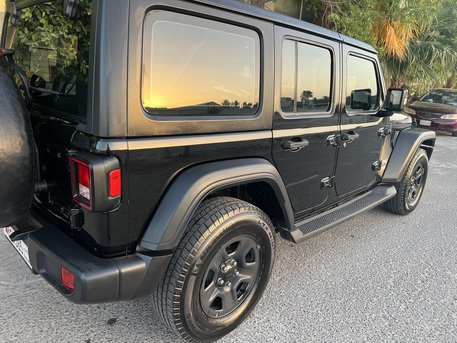 Saar, Vehicles, Cars & Trucks , BHD 7900,  Jeep Wrangler,  2018,  Automatic,  141200 KM,
