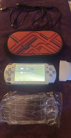 Tubli, Video Games, BHD 42,  For Sale On A Psp 2000 Silver Color With 40 Games Installed
