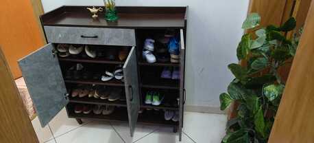 Al Malaz, Free Items, SAR 750,  Dell Flat Monitor 25", Kids Swing,3-Door Shoe Rack, Kitchen Table,Side Corner Table Modern