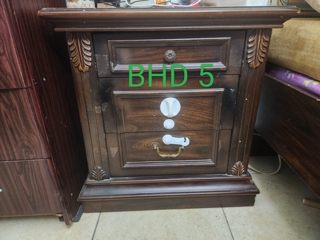 Riffa, Furniture, BHD 15,  Dressing Table, Side Table And Caboard