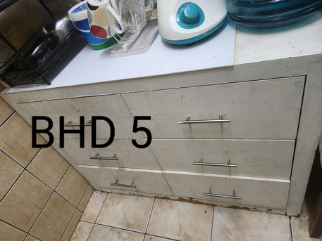 Riffa, Furniture, BHD 15,  Dressing Table, Side Table And Caboard