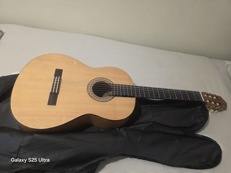 Riyadh, Musical Instruments, SAR 350,  Guitar