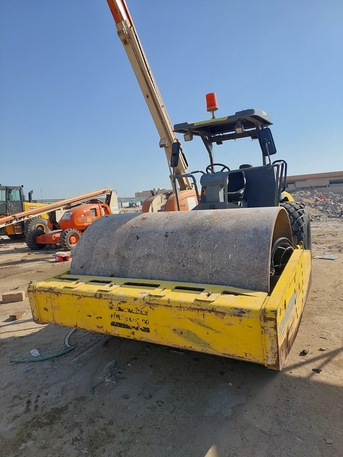 Riyadh, Construction, Roller Compactor Available On Rental Basis
