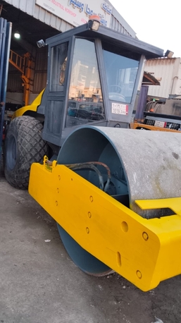 Riyadh, Construction, Roller Compactor Available On Rental Basis