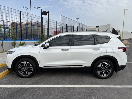 Khobar, Vehicles, Cars & Trucks , SAR 83000,  Hyundai Santa Fe,  2020,  Automatic,  99800 KM,    Calligraphy &ndash; V6 | Full Option | Excellent Condition