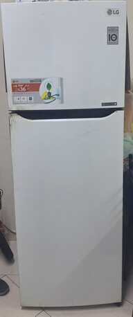 Khobar, Furniture, SAR 549,  For Urgent Sale LG Fridge 9.3 Cu-ft One Hand Use In Good Condition