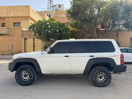 Al Sulaymaniyyah, Vehicles, Cars & Trucks , SAR 37999,  Nissan Patrol,  2006,  Manual,  200 KM,    In Mint Condition