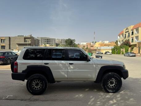 Al Sulaymaniyyah, Vehicles, Cars & Trucks , SAR 37999,  Nissan Patrol,  2006,  Manual,  200 KM,    In Mint Condition