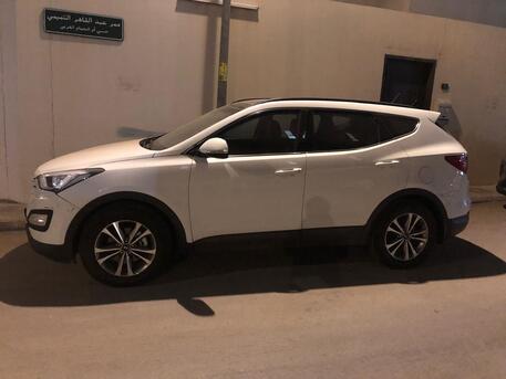 Umm Al Hamam, Vehicles, Cars & Trucks , SAR 35000,  Hyundai Santa Fe,  2015,  Automatic,  166 KM,