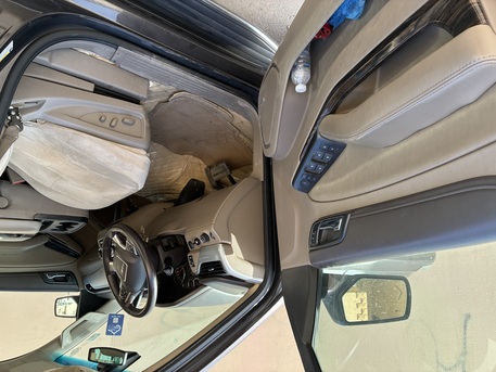 Riyadh, Vehicles, Cars & Trucks , SAR 68000,  Gmc Yukon XL,  2016,  Automatic,  296000 KM,  Doctor Used Car From Last 2 Years