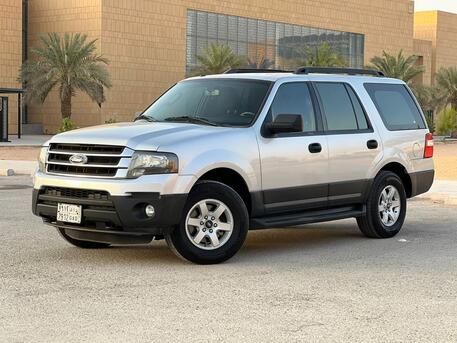 Riyadh, Vehicles, Cars & Trucks , SAR 80000,  FORD EXPEDITION XLT 4X4 SILVER  LOW KM,  2016,  Automatic,  96000 KM,  MID OPTION