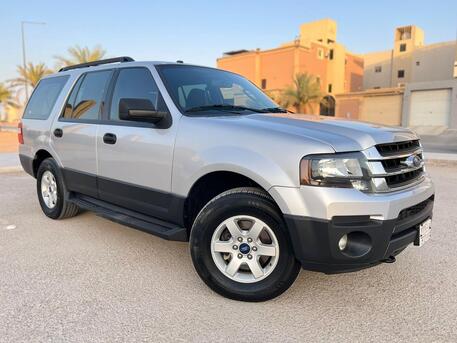 Riyadh, Vehicles, Cars & Trucks , SAR 80000,  FORD EXPEDITION XLT 4X4 SILVER  LOW KM,  2016,  Automatic,  96000 KM,  MID OPTION