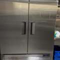 SAR 3300,  2-Door Commercial Refrigerator For Sale In Good Condition.