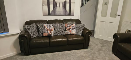 Manchester, Apartments, Flats, Houses & Villas, GBP 1400/month,  Furnished,  3 BR,  20 Sq. Meter,  Modern 3-Bedroom Furnished Apartment With Garage