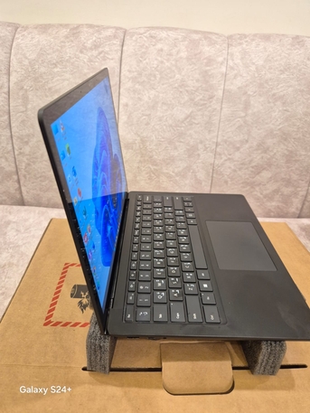 Duba, Computers, SAR 1550,  Microsoft Surface 4 Core I7 11th Gen
